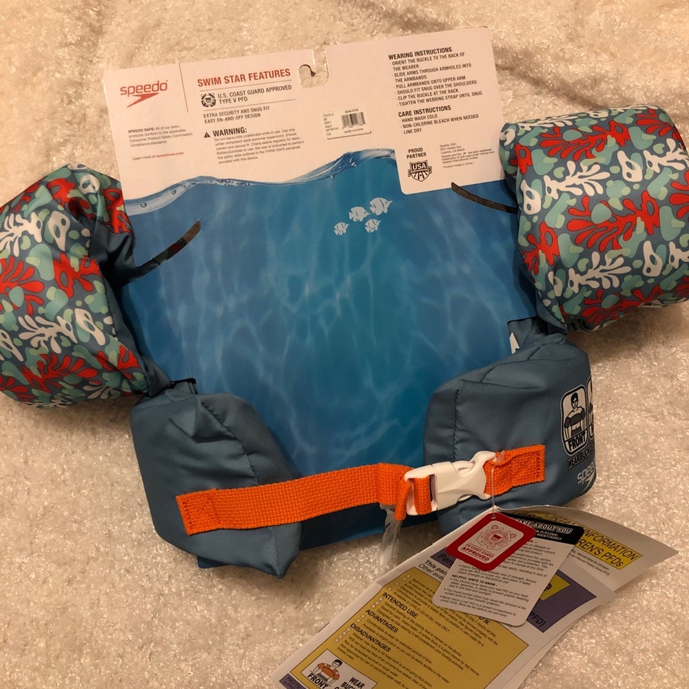 Pool float - Picture 2 of 3